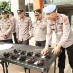 Pastikan Keamanan dan Kelengkapan, Polres Gresik Gelar Sidak Senpi IMG-20240705-WA0046