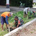 Lestarikan Lingkungan, Babinsa Talun Ajak Warga Tanam Pohon Di Kendalrejo IMG-20241030-WA0125