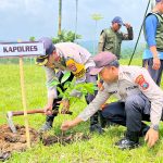 Sinergitas TNI-Polri Hijaukan Lumajang, 2000 Pohon Ditanam di Buper Glagah Arum IMG-20241119-WA0021