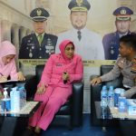 Bentuk Kepedulian, Bhayangkari Cabang Gresik Beri Semangat dan Bagi Bingkisan kepada Petugas Pengamanan Nataru IMG-20241224-WA0070
