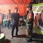 Jaga Stabilitas Keamanan Lingkungan, Piket Koramil 03/Serengan Patroli Malam IMG-20250128-WA0103