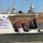Bagi Takjil di Laut, Polresta Cilacap Disambut Antusias Masyarakat dan Nelayan IMG-20250306-WA0028