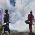 Antisipasi Demam Berdarah Babinsa Bersama Tim Kesehatan Puskesmas Melaksanakan Fogging Dan Sosialisasi Di Sananwetan IMG-20250311-WA0144