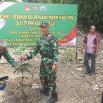 Satgas TMMD Hijaukan Desa Sarimulyo, Tanam 100 Bibit Buah Demi Ketahanan Pangan IMG-20250731-WA0075