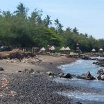 Abrasi Wisata Pantai Cacalan Terkikis Air Laut, Pemerintah Kurang Perhatian IMG-20250913-WA0281