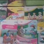 Maraknya Jual Beli Buku Tema Siswa SDN Se Kabupaten Sidoarjo Perlu Pengawasan Lebih Lanjut Oplus_131072