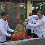 Lapas Lumajang Panen 6.000 Ekor Lele, Wujudkan Asta Cita Presiden Melalui Program Ketahanan Pangan dan Pembinaan Kemandirian Warga Binaan IMG-20251022-WA0202