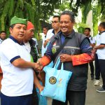 Lapas Banyuwangi Peringati Hari Bakti Kemenimipas ke Satu dengan Bagikan Paket Sembako IMG-20251115-WA0027