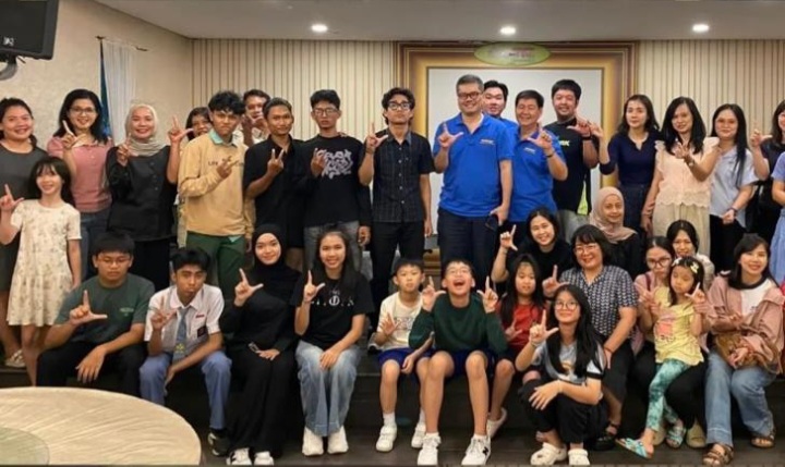 Screenshot_20260421-202828_WhatsApp