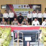 Polresta Sidoarjo Ungkap Sindikat LPG Oplosan di Rumah Kontrakan Amankan Dua Tersangka 804d0287-c852-4bfb-8a4d-882dfd680934