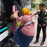 Kapolres Gresik Tegaskan Komitmen Pelayanan, Pasien Diantar Gratis dengan Ambulans Sidokkes dari RS Dr Soetomo IMG-20260513-WA0036
